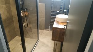 obtenez un devis personnalis&eacute; pour la r&eacute;novation de votre salle de bain &agrave; malakoff. d&eacute;couvrez nos solutions sur-mesure et b&eacute;n&eacute;ficiez d'un accompagnement professionnel pour transformer votre espace.