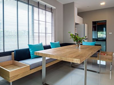 vous recherchez un entrepreneur en r&eacute;novation &agrave; malakoff ? notre &eacute;quipe exp&eacute;riment&eacute;e vous accompagne dans tous vos projets de r&eacute;novation int&eacute;rieure et ext&eacute;rieure, pour des r&eacute;sultats sur-mesure et de qualit&eacute;.