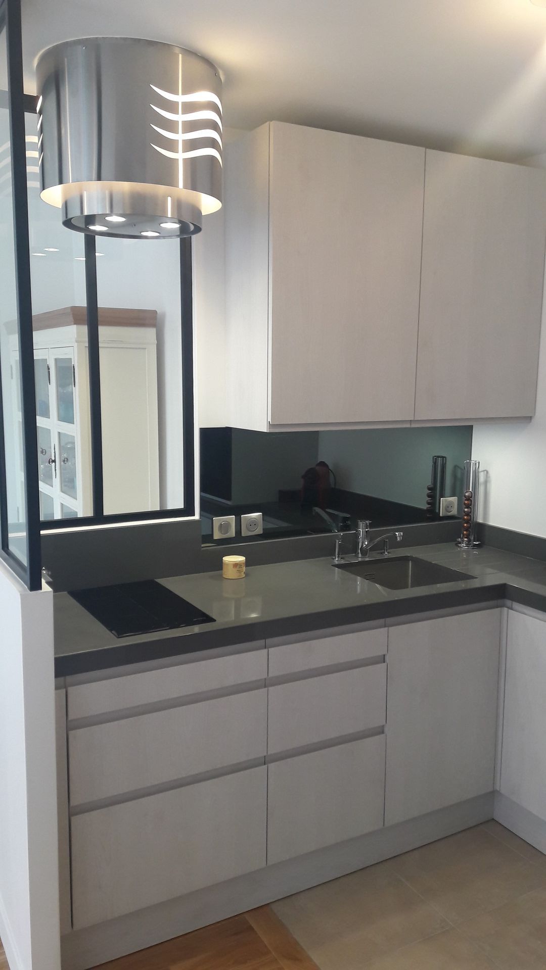 confiez la rénovation de votre cuisine à malakoff à des experts pour transformer votre espace avec style et fonctionnalité. devis gratuit et prestations sur mesure.