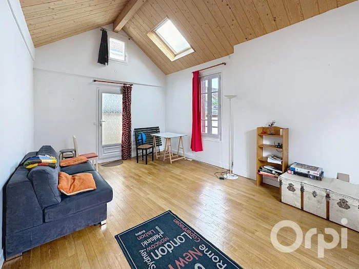 vous cherchez &agrave; r&eacute;nover votre int&eacute;rieur &agrave; malakoff ? d&eacute;couvrez nos services de r&eacute;novation sur mesure pour appartements et maisons : modernisation, am&eacute;nagement et d&eacute;coration, r&eacute;alis&eacute;s par des professionnels qualifi&eacute;s.