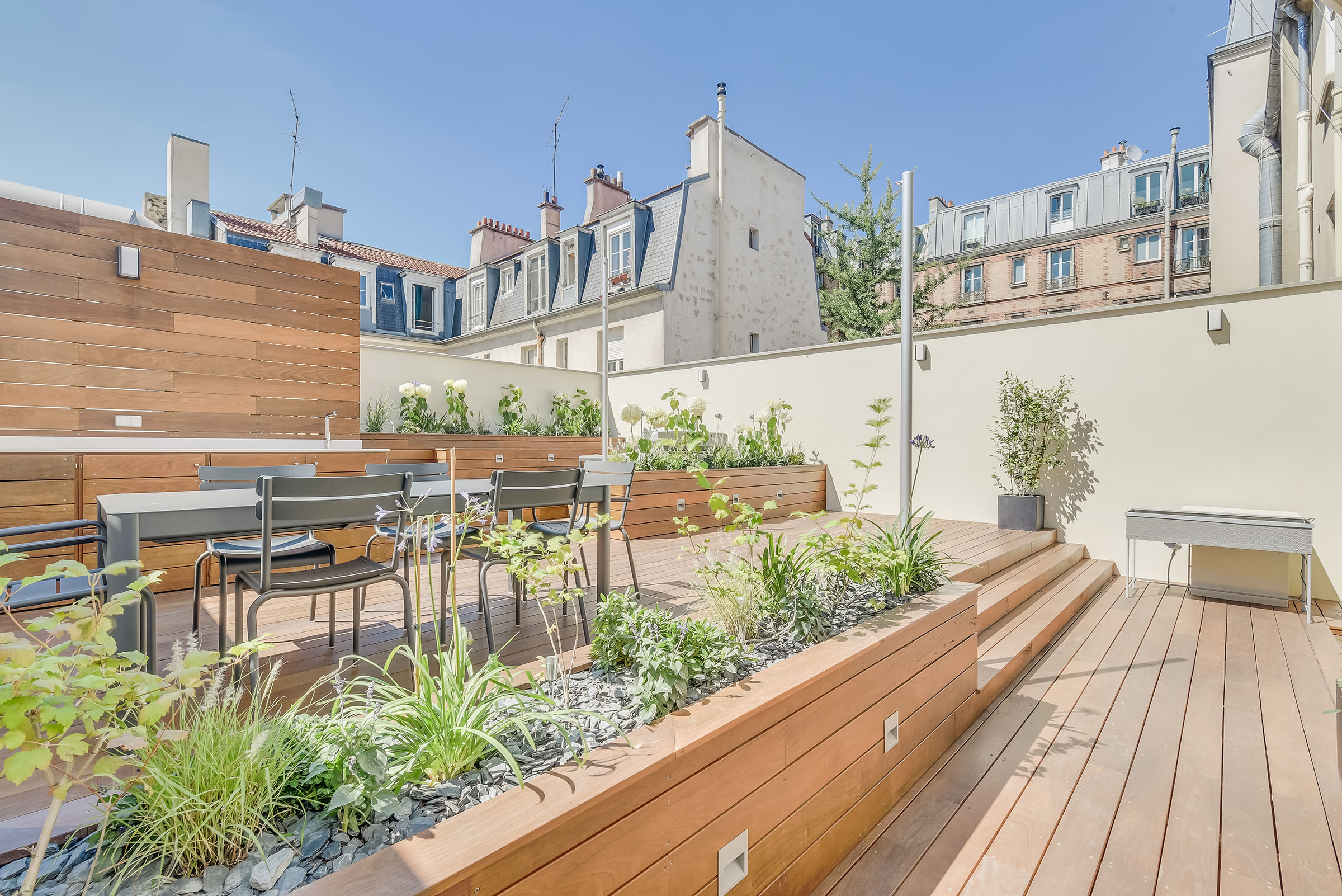 découvrez nos conseils et astuces pour réussir la rénovation d'un appartement du 20e arrondissement de paris, alliant modernité et charme parisien.