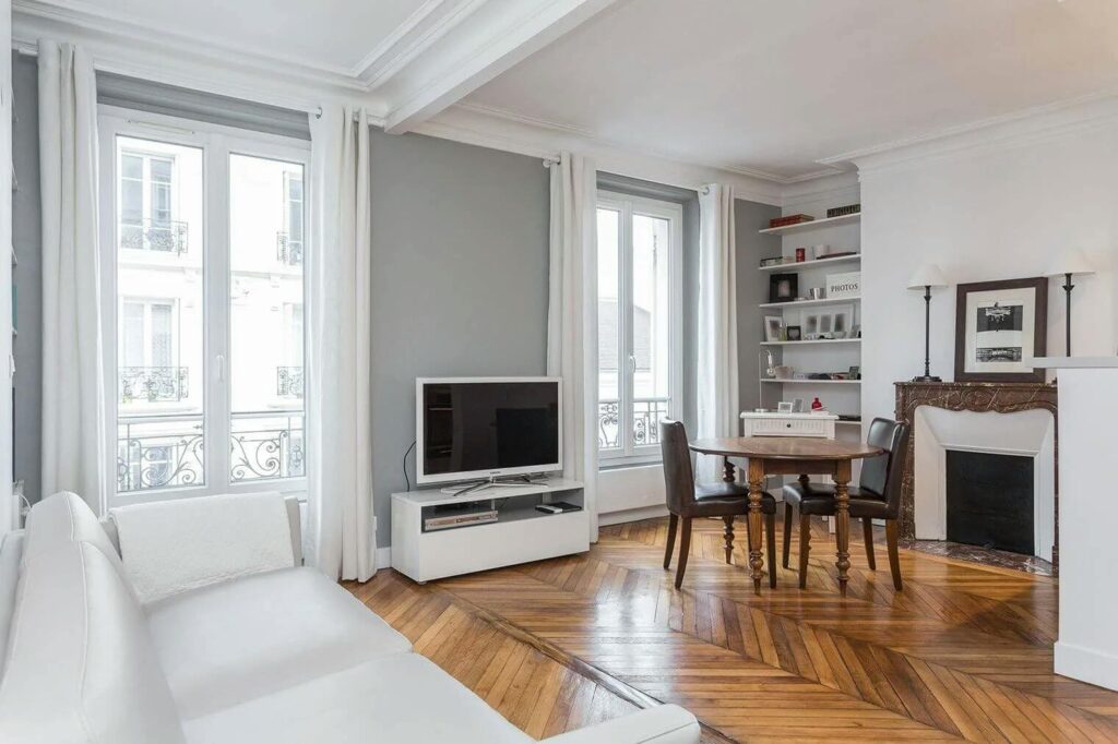 découvrez nos conseils essentiels pour réussir votre rénovation à paris : optimisation, choix des matériaux, professionnels qualifiés et respect des normes locales.